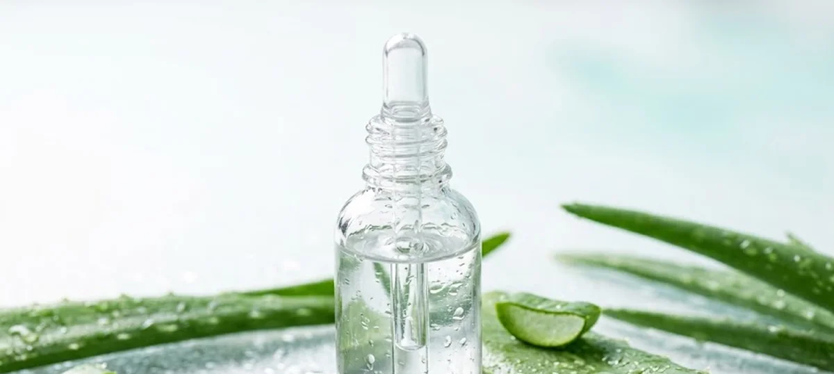 Glicerina nella skincare: l'umettante economico che probabilmente stai già usando (senza saperlo)