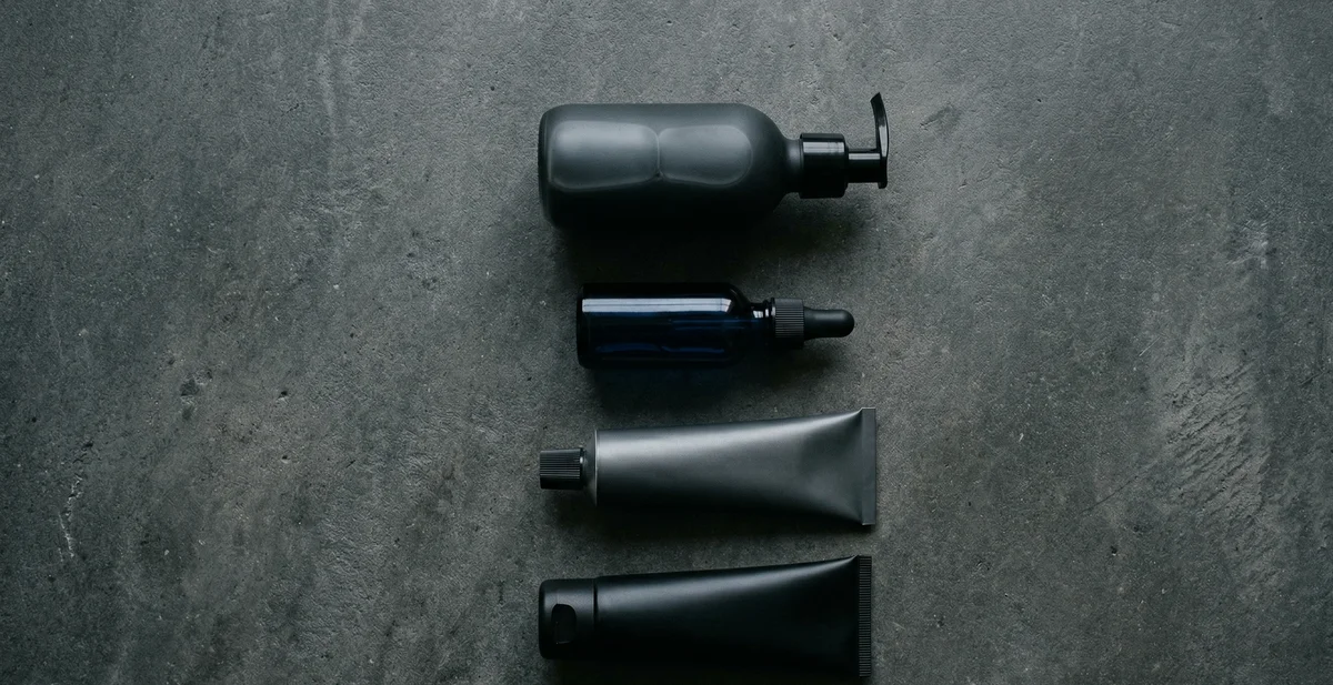 Skincare uomo: la routine in 4 step che funziona (senza complicarti la vita)